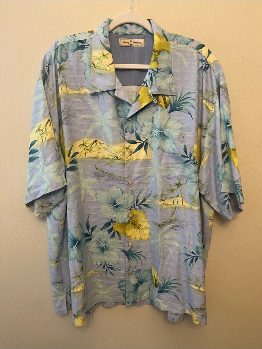 Vintage Tommy Bahama 100% Silk Floral Hawaiian Aloha Shirt Men's Size XXL
